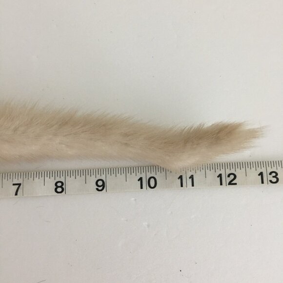 Animal Fur Tail Keychain Cream/Beige - Picture 4 of 4
